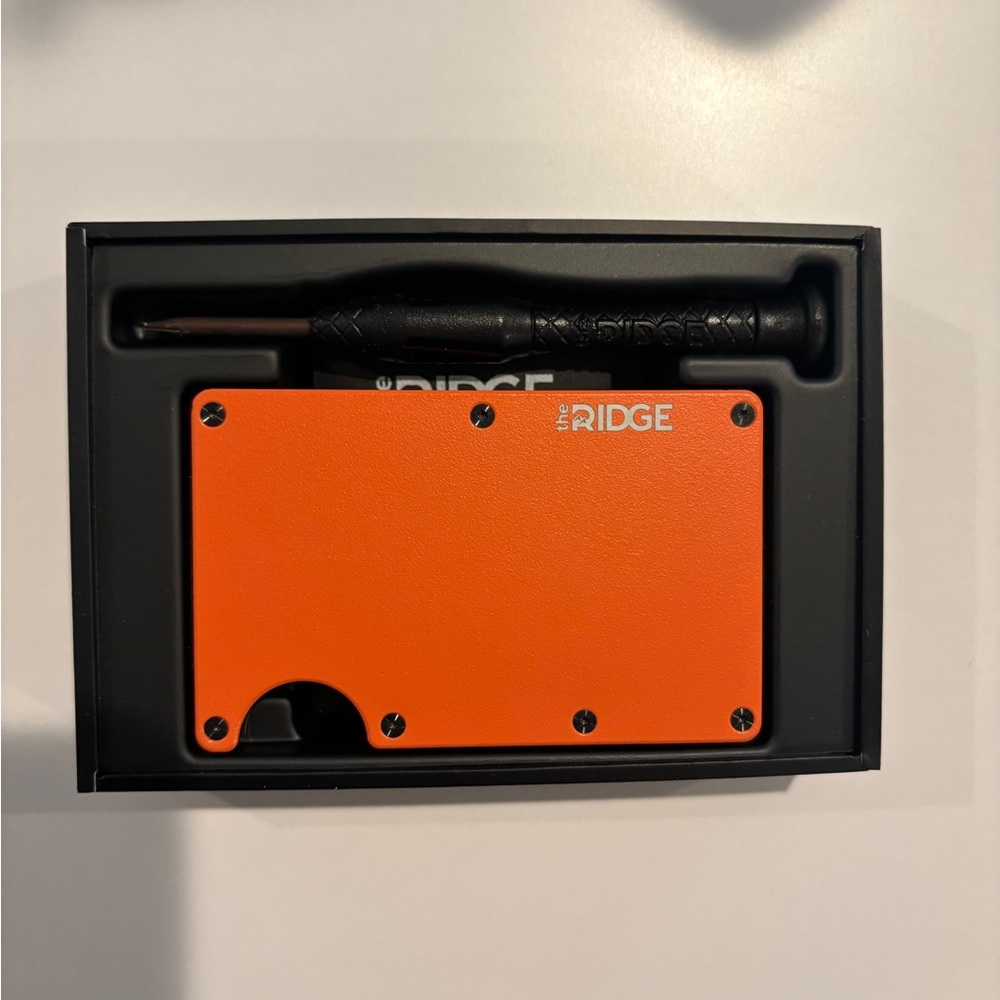 Ridge Wallet Basecamp Orange Wallet 51 with Cash Holder